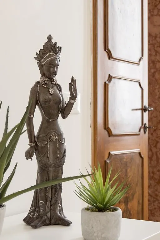 Apartment Grand Palace Venice Canal View Italy