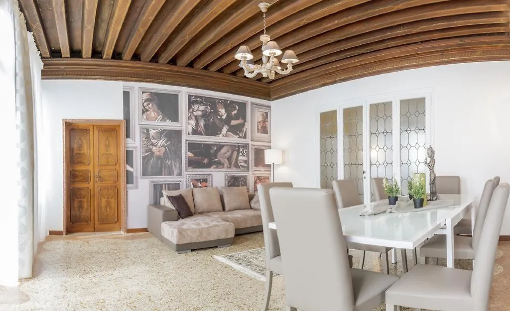 Apartment Grand Palace Venice Canal View Italy